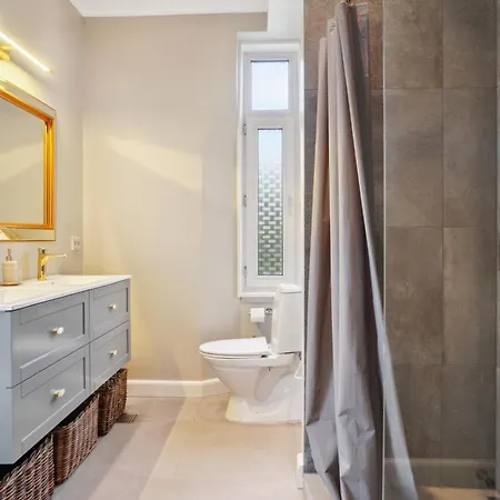 Luksuriost 3br Strandhus M.plads Til 6 Personer